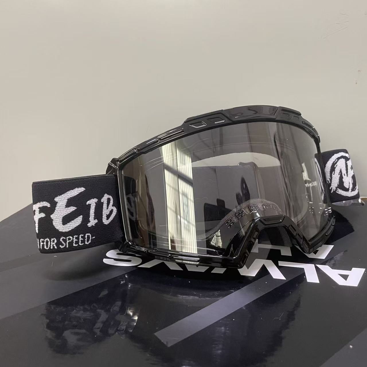 New Men's Motorcycle Goggles,  - Equestrian Helmet recension och pris
